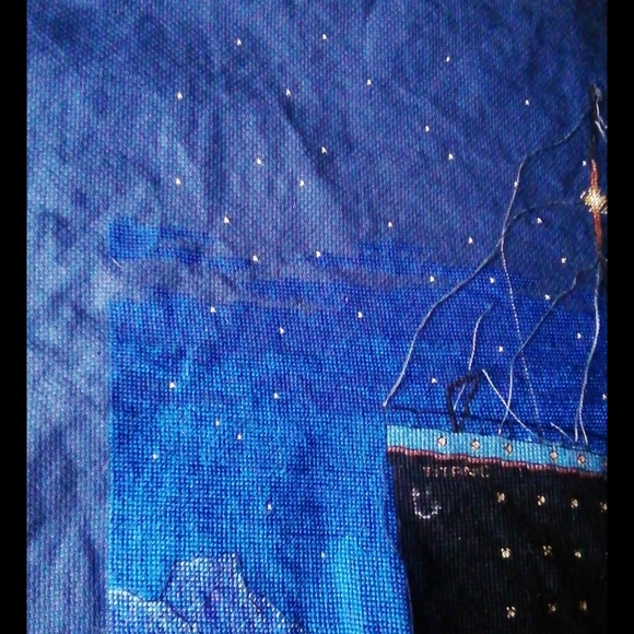 Titanic cross-stitched image - Picture 4 of 6